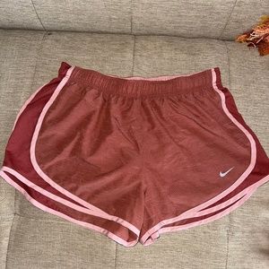 Large Nike Dri-FIT Tempo Shorts